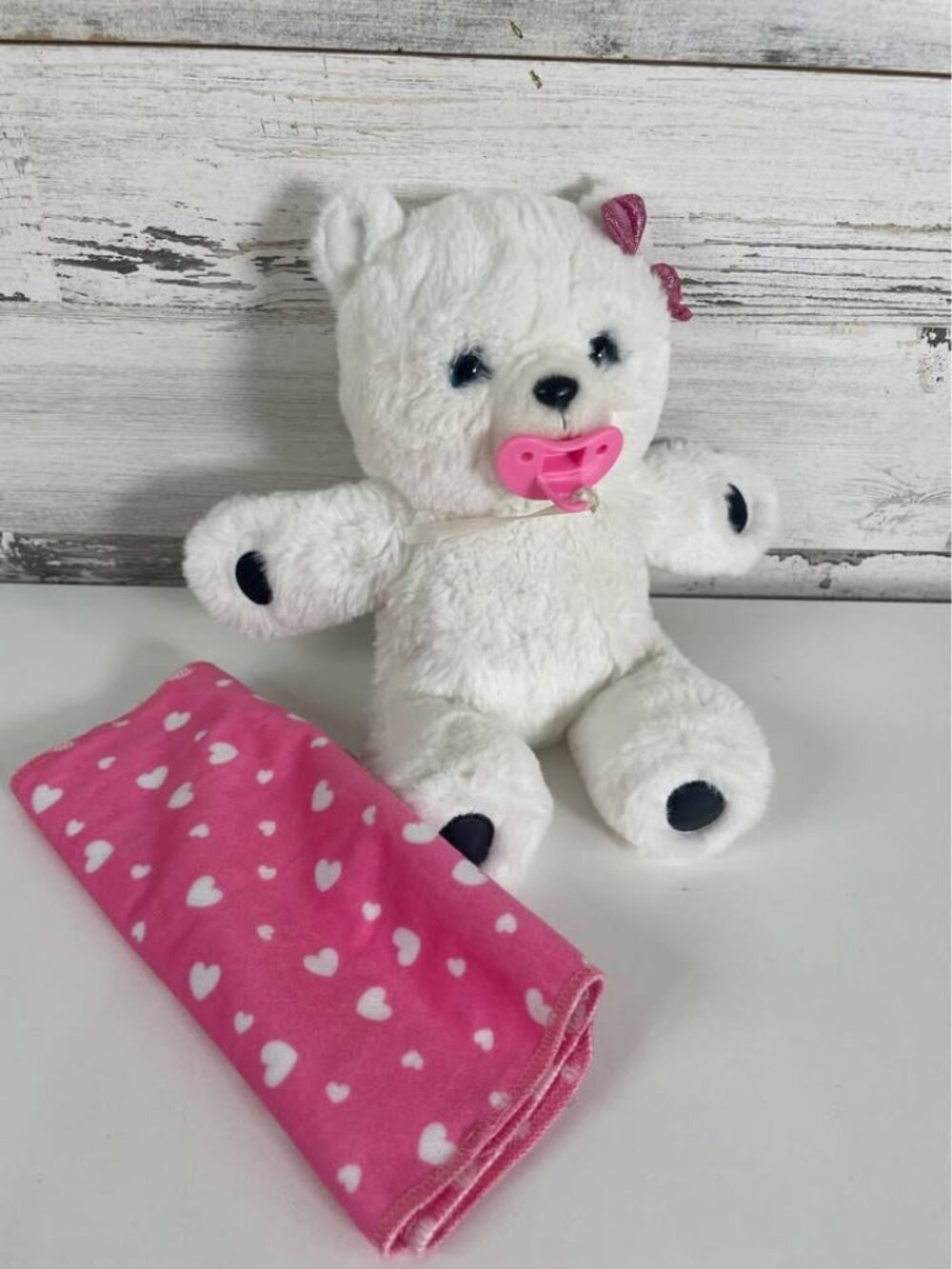 RARE Little Live Pets Cozy Dozy Snowbelle Polar Bear w/ pacifier & pink blanket